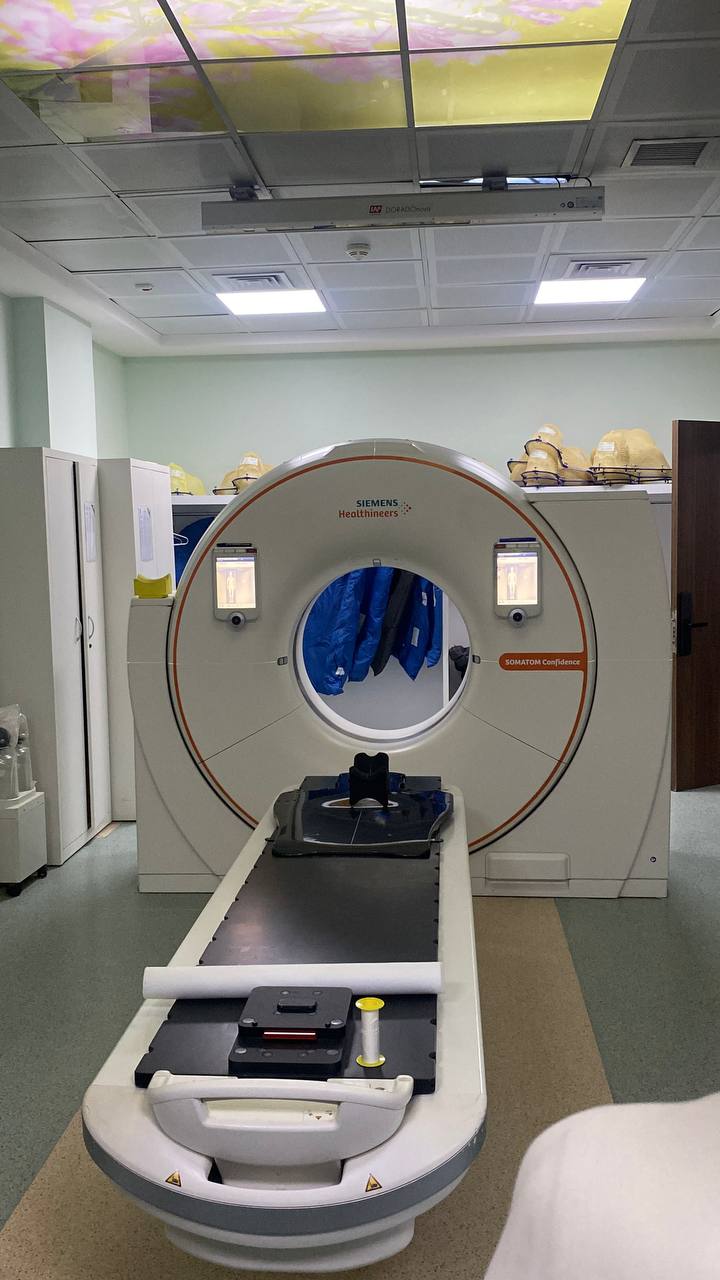 photo_5206704233955135554_y